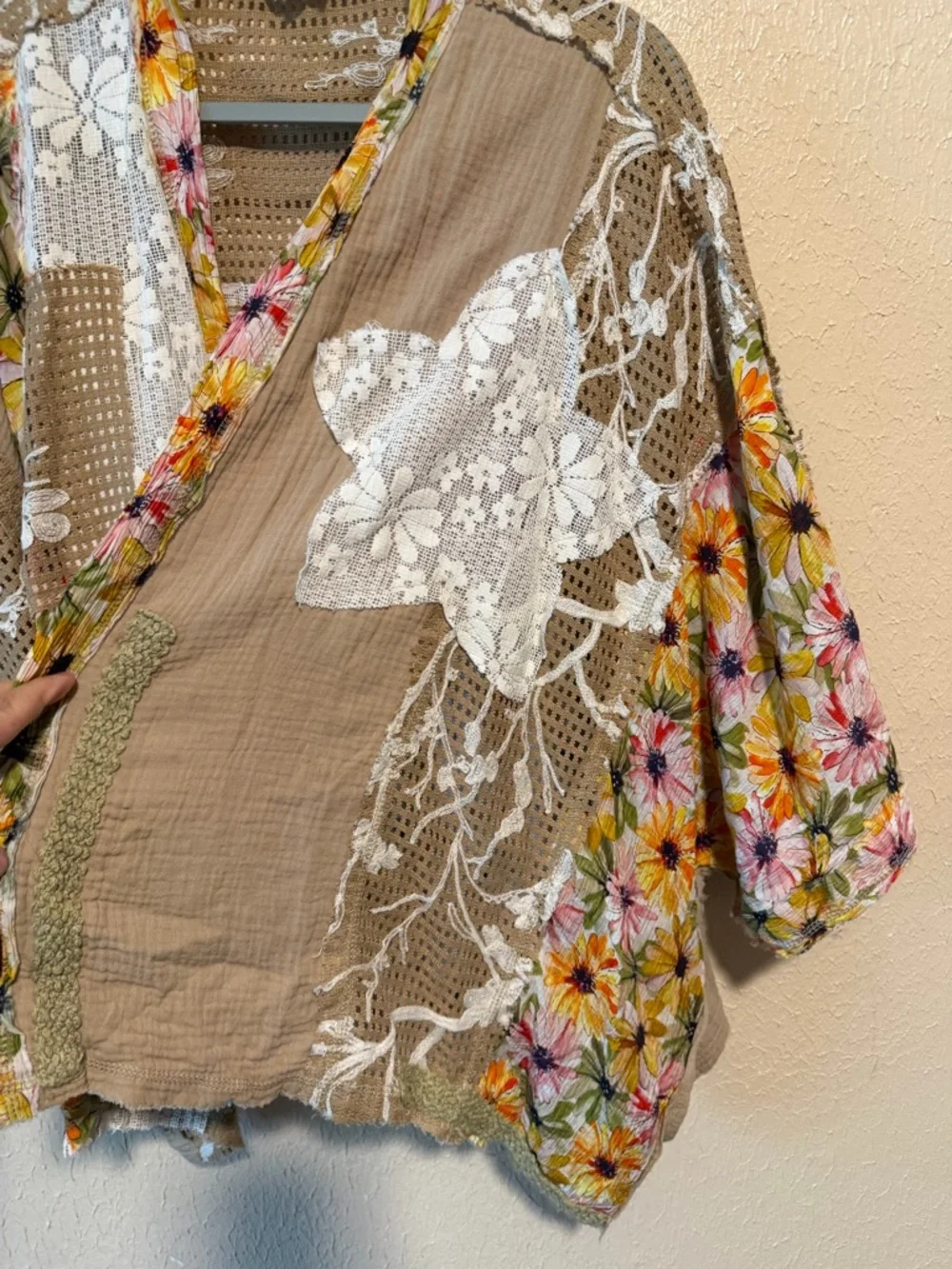 POL Floral Kimono Cardigan Floral‎ Embroidered Oversized Open Front Size Small
